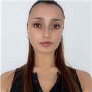 Profesora de Fotografía apta para todos las edades y niveles. Con más de 5 años de experiencia en el rubro